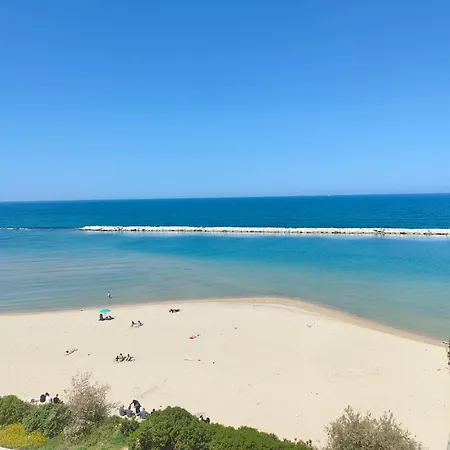 Approdo Sul Mare בארי